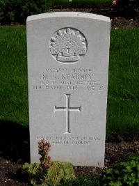 Klagenfurt War Cemetery - Kearney, Maxwell Kenneth